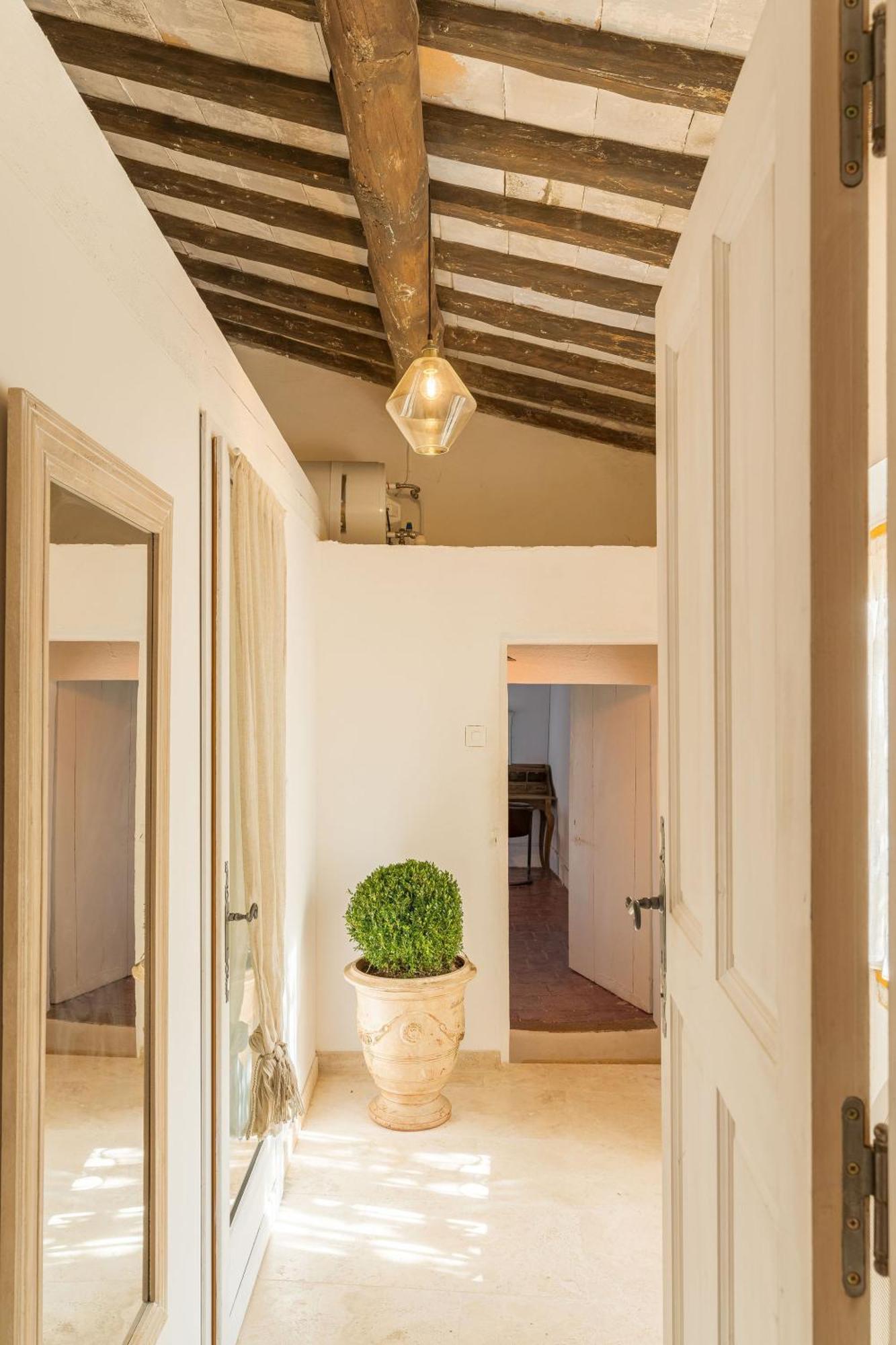 Villa Les Calades Lédenon Exterior foto